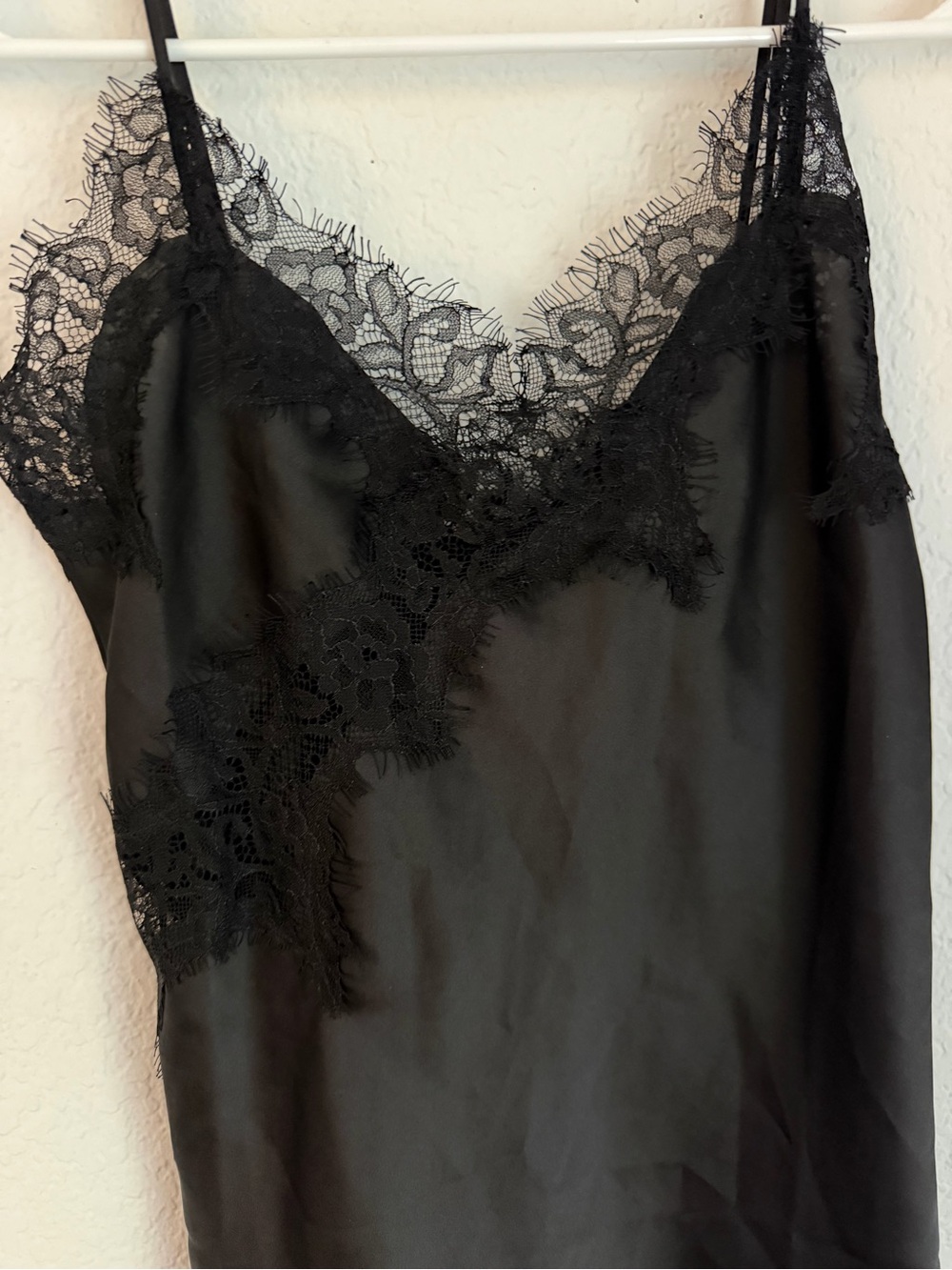 Lace Trim Cami Tank Top - Black - Picture 5 of 6